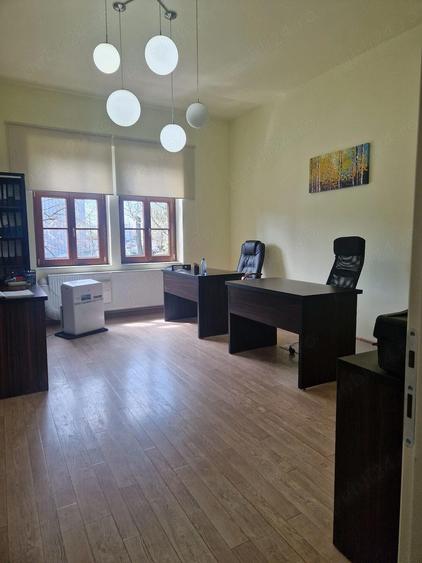 Apartament cu 3 camere nedecomandat în Take Ionescu