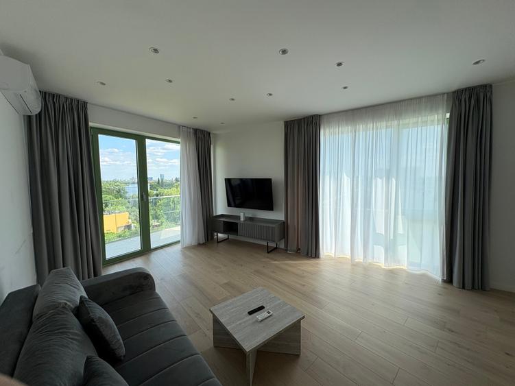 Apartament cu 2 camere semidecomandat în Sisești