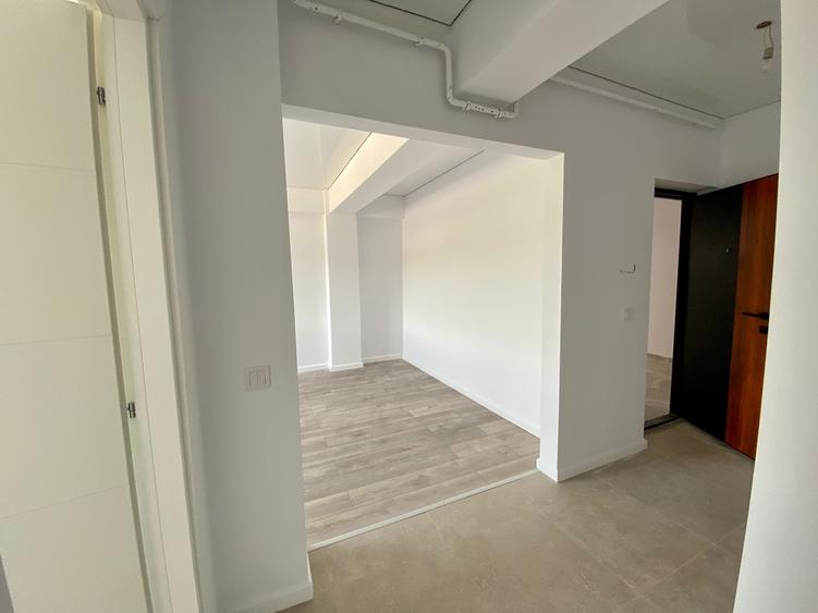 Apartament cu 2 camere semidecomandat în Vișan