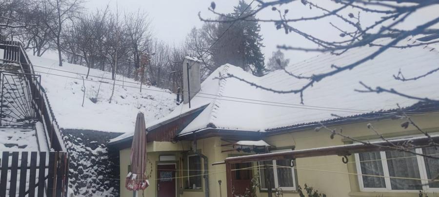 Casă individuală cu 3 camere cu Canalizare în Electroprecizia