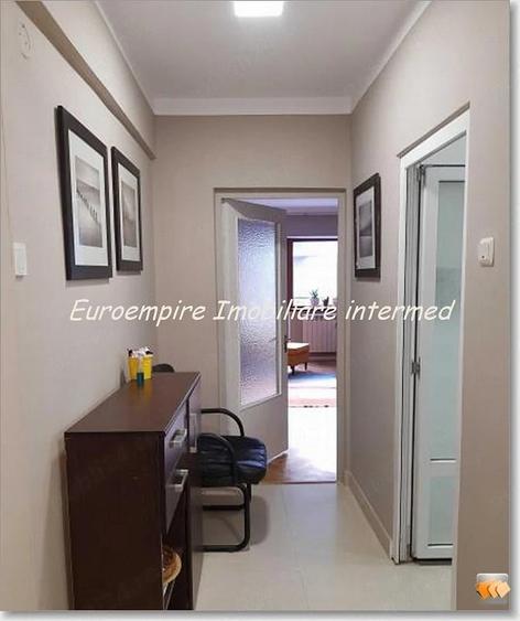 Apartament 3 camere de vanzare zona Centru - 9