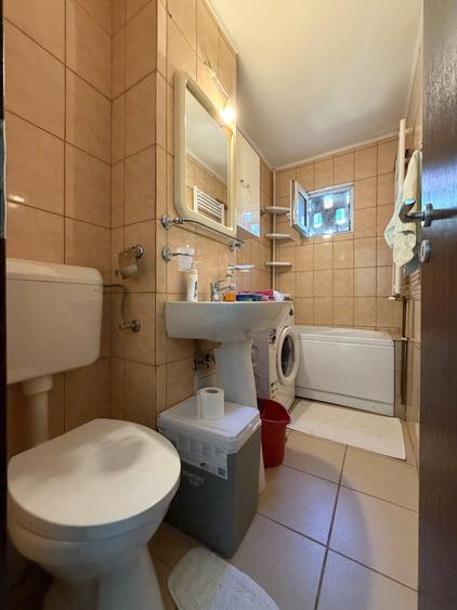 Apartament cu 2 camere nedecomandat, mobilat în Soarelui