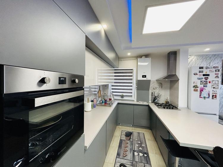Apartament cu 3 camere semidecomandat în Șelimbăr