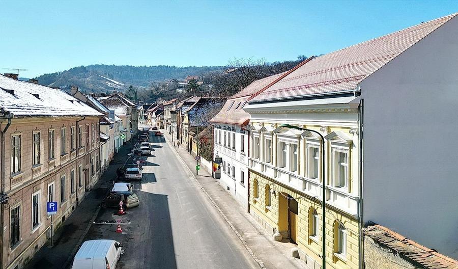 Spațiu comercial, de 1,400 mp, în Centrul Istoric