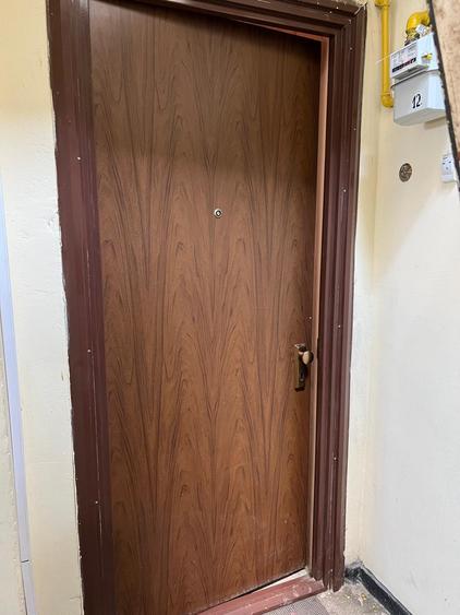 Apartament cu 3 camere semidecomandat în Valea Călugărească