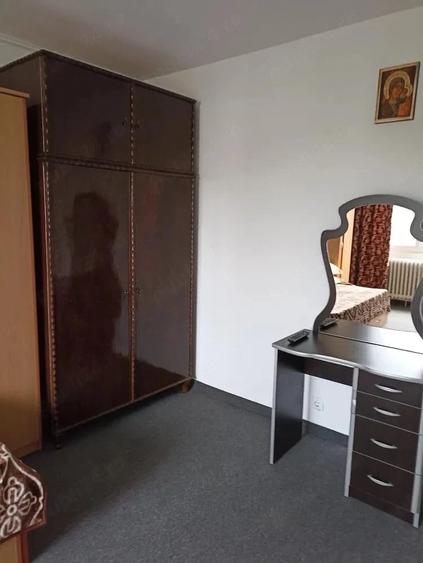 Garsonieră decomandată în Brâncoveanu