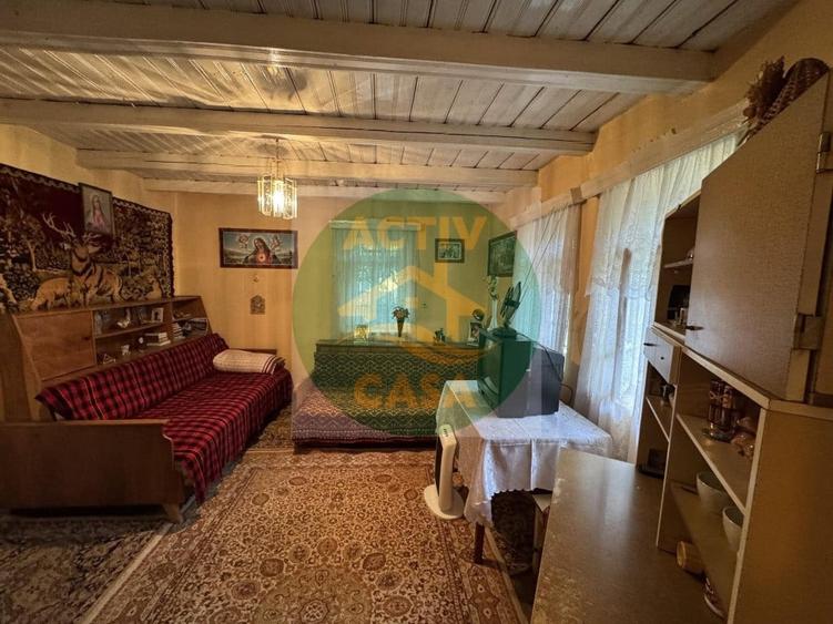 Casă cu 2 camere cu Teren 1000 Mp în Butea