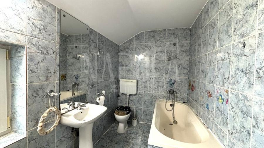 Casă cu 4 camere cu Canalizare în Florești