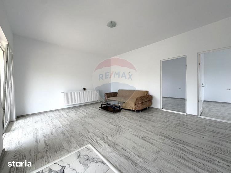 Casă cu 3 camere cu Teren 245 Mp în Valu lui Traian