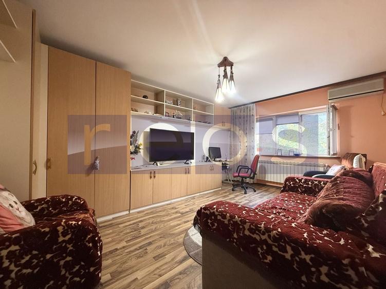 Apartament cu 2 camere decomandat, mobilat în Titan