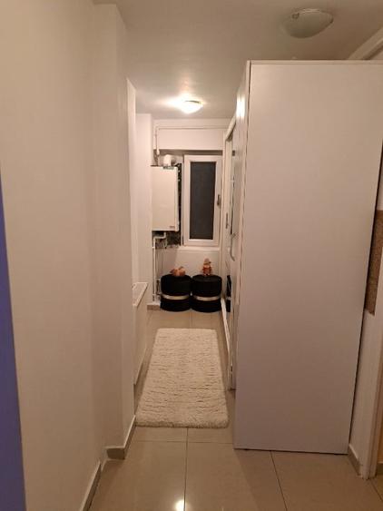 Apartament cu 3 camere decomandat, mobilat în 9 Mai
