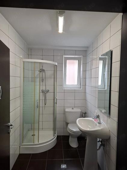 Casă cu Teren 35 Mp în Central
