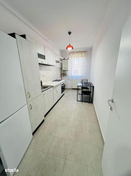 Apartament cu 3 camere decomandat în Vest