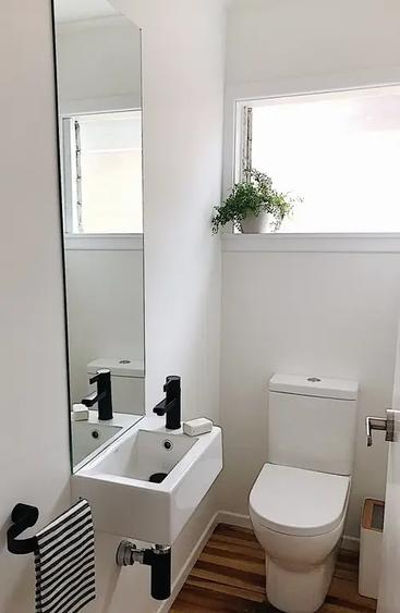 Apartament cu 4 camere semidecomandat în Theodor Pallady