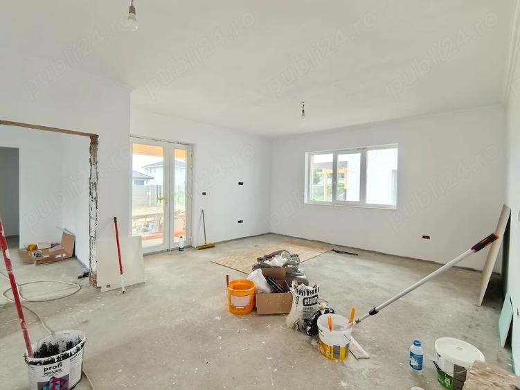 Casă cu 3 camere cu Teren 501 Mp în Central