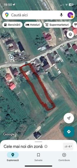 Teren de 4200 mp, în Marginea