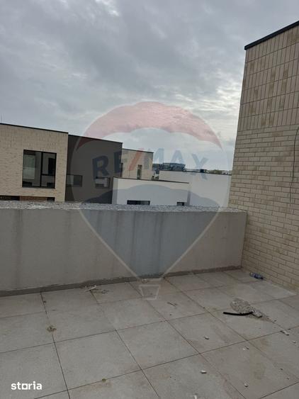 Casa / Vila cu 4 camere de vanzare - 11