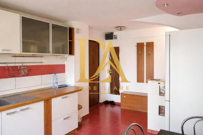 Apartament cu 4 camere decomandat în Băneasa