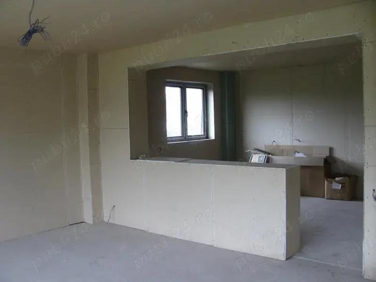 Casă cu 6 camere cu Teren 1700 Mp în 1 Decembrie