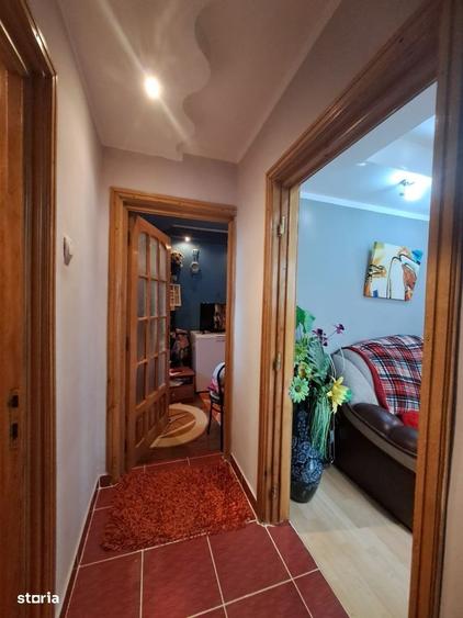 Apartament cu 4 camere în Tecuci