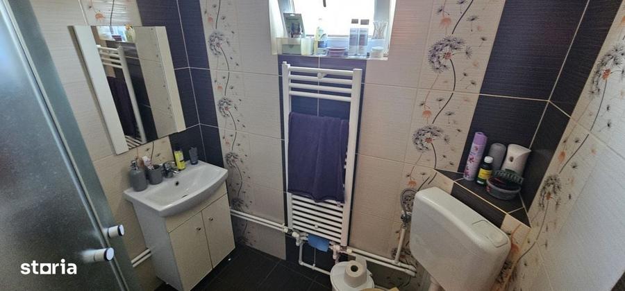 Casa cu 4 camere si curte, gata de utilizare - 3