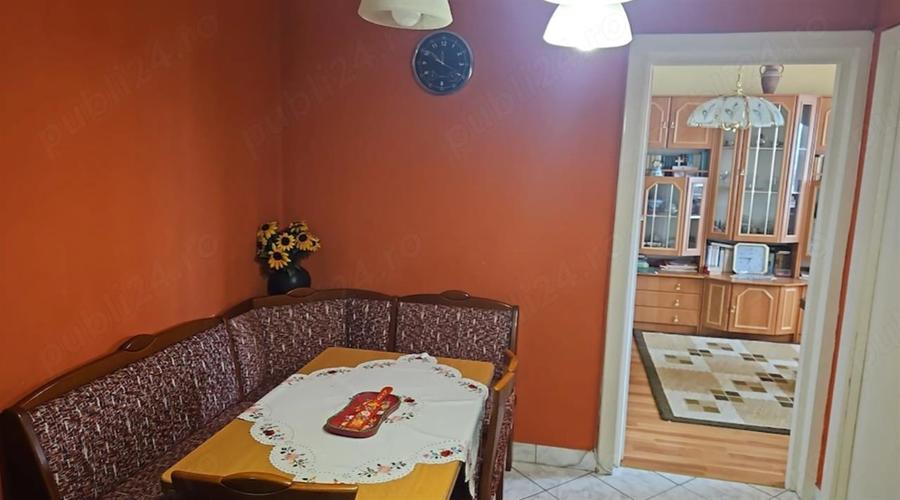 Apartament cu 2 camere decomandat în Astra