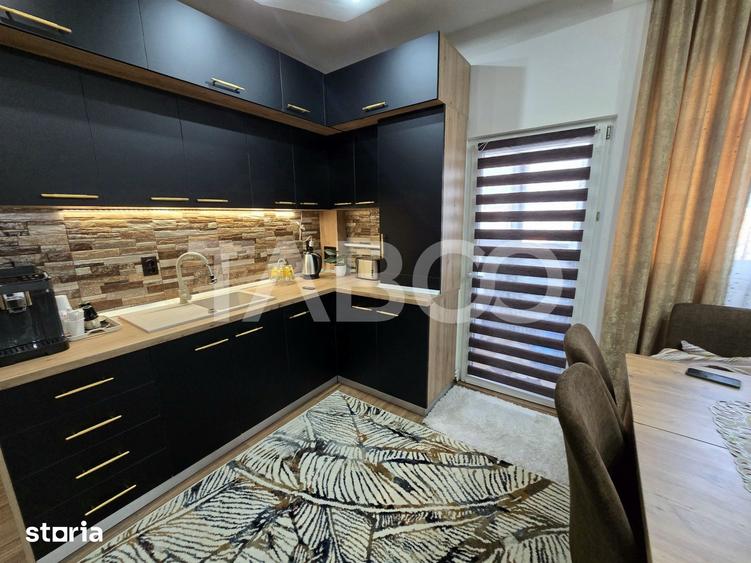 Apartament cu 3 camere semidecomandat în Mihai Viteazul