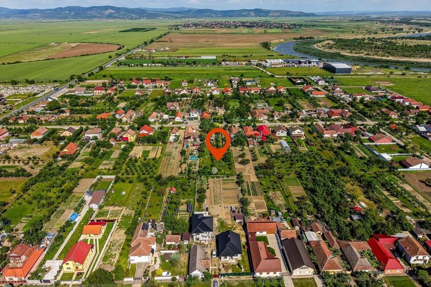 Teren Construcții intravilan de 1594 mp, în Cicir
