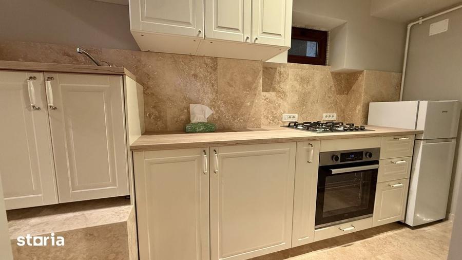 Apartament cu 2 camere semidecomandat în Victoriei