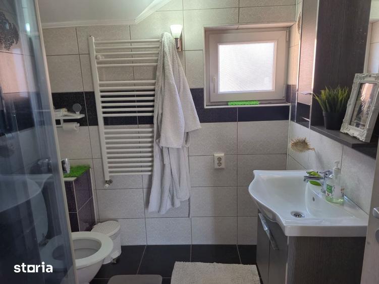 Casă cu 3 camere cu Teren 500 Mp în Moșoaia