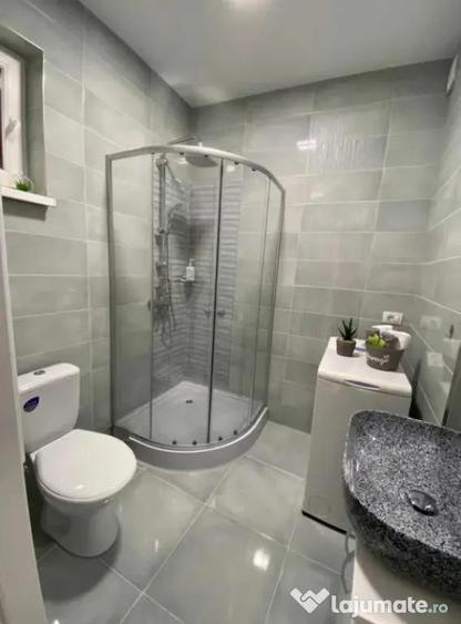 Apartament cu 2 camere semidecomandat, mobilat în Centrul Istoric