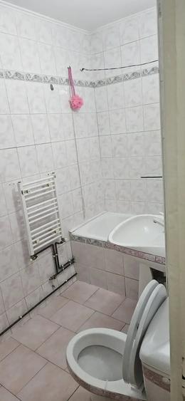 Garsonieră decomandată în Astra