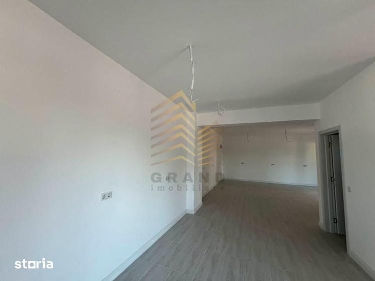 Spațiu comercial, de 90 mp, în Central