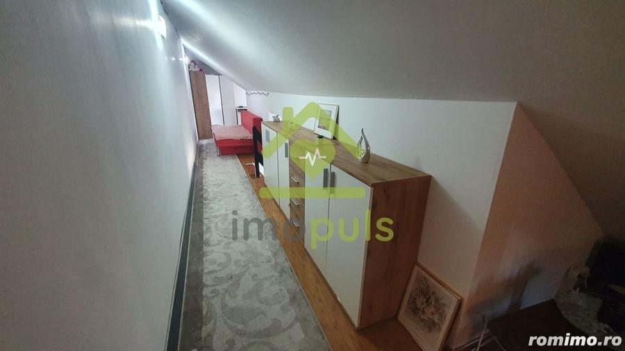 Apartament cu 4 camere semidecomandat, mobilat în Girocului