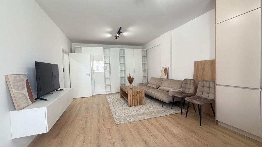Apartament cu 2 camere decomandat, mobilat în Tractorul