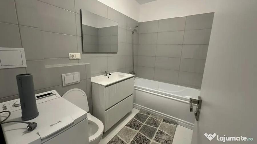 Apartament cu 2 camere semidecomandat în Vasile Alecsandri