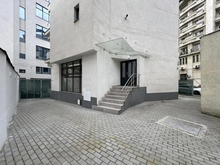 Bloc Piata Unirii - Pretabil rezidential, Airbnb, Hotel, Clinica medicala! NOU - 2