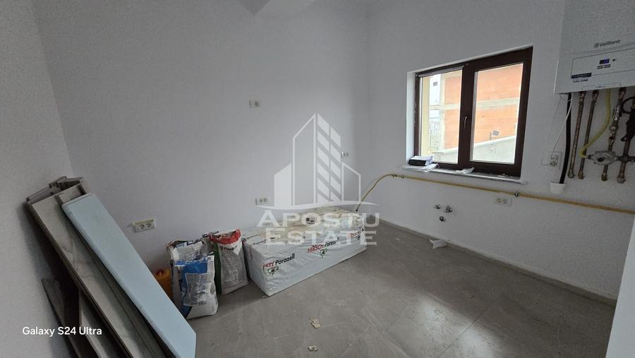 Duplex cu 5 camere cu Canalizare în Giarmata