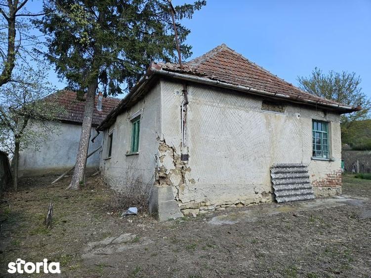 Casă cu 2 camere cu Teren 50 Mp în Sârbi