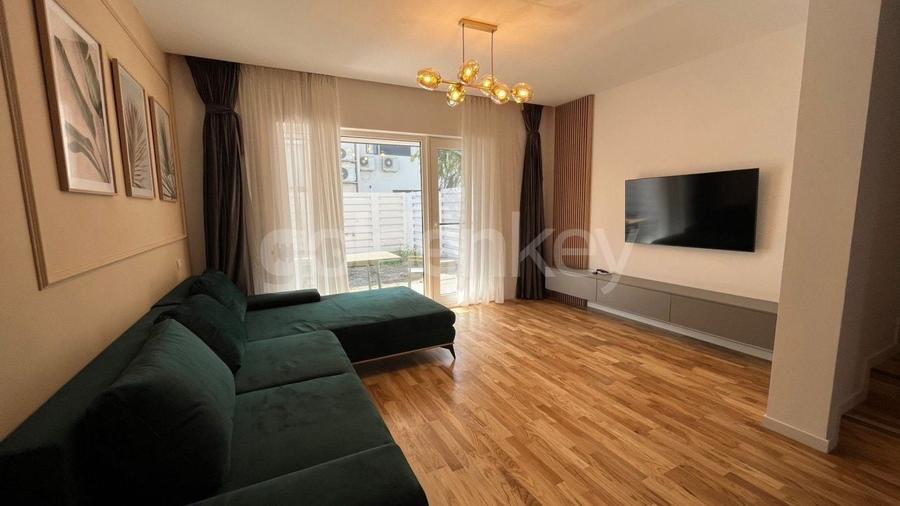 Duplex cu 5 camere cu Canalizare în Pipera