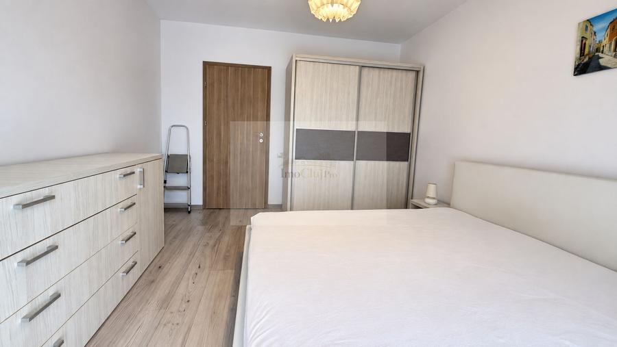 Apartament cu 2 camere semidecomandat, mobilat în Între Lacuri