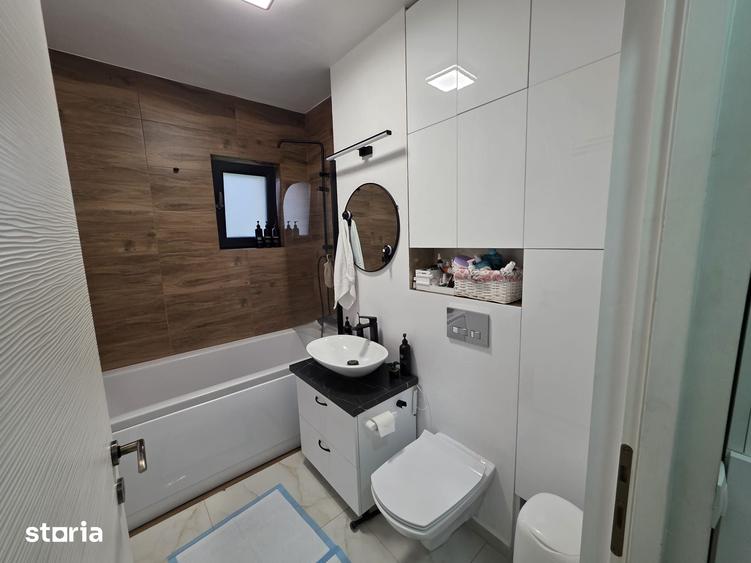 Apartament cu 3 camere în Unirii