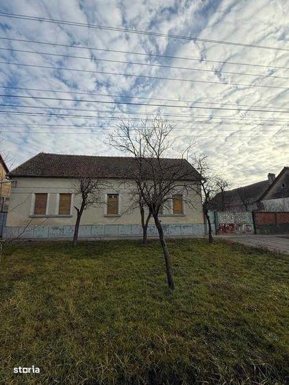 Casă cu 4 camere cu Teren 475 Mp în Liebling