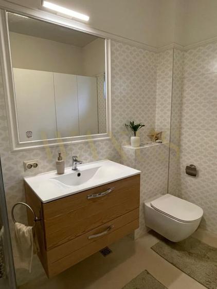 Duplex cu 5 camere cu Canalizare în Florești