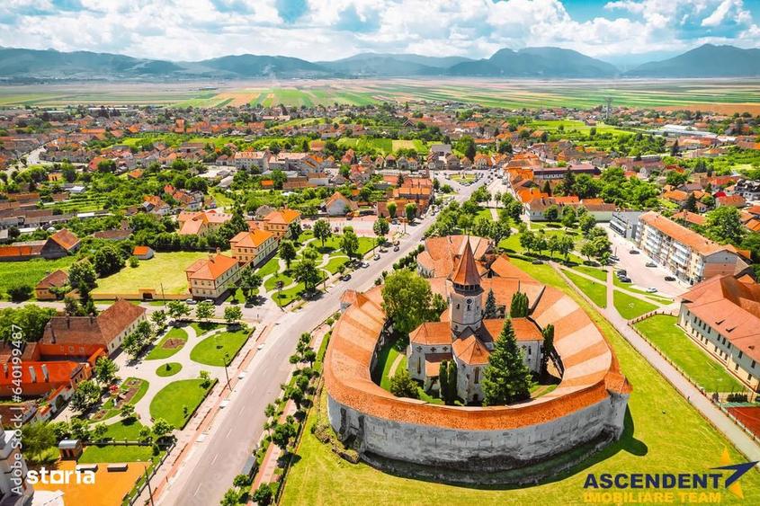Casă cu 2 camere semidecomandat cu Teren 1000 Mp în Prejmer