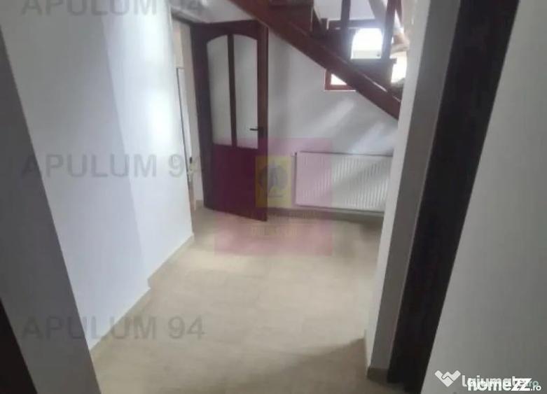 Casă cu 7 camere cu Teren 649 Mp în Comarnic