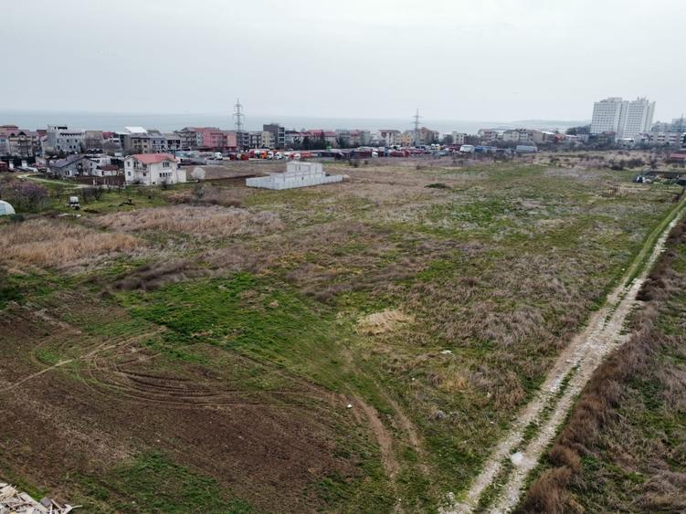 Teren Construcții intravilan de 400 mp, în Agigea