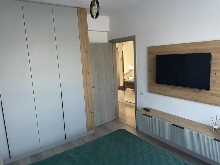 Apartament cu 2 camere decomandat în Central