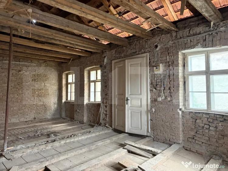 Casă cu 4 camere cu Teren 472 Mp în Ultracentral
