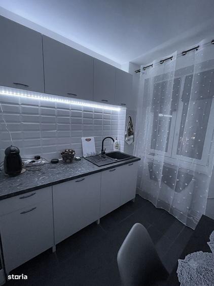 Apartament cu 2 camere decomandat în Săsar